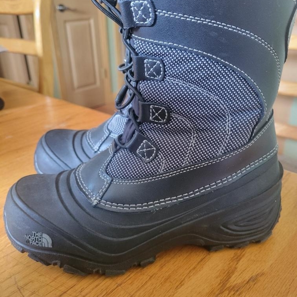 The North Face Black Winter Boots